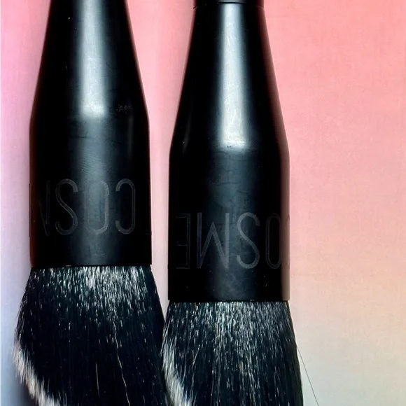 Bundle 4 MARILITA ONLY!! Set of 2 Melt Cosmetics Blend 716 Brushes - Picture 6 of 11